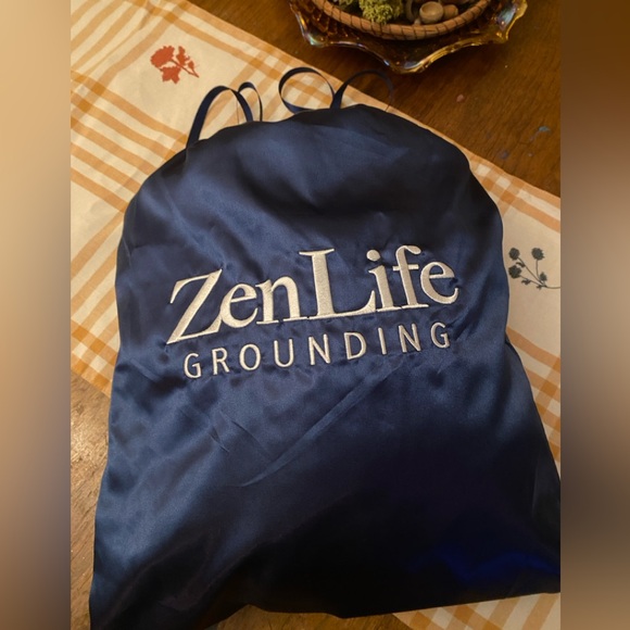 ZenLife Grounding Sheet NEW Twin Gray - Picture 1 of 4